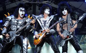 kiss2