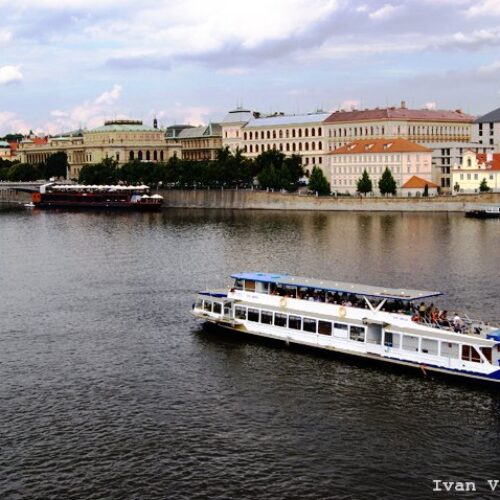 Экскурсия Карлов мост со всех сторон
